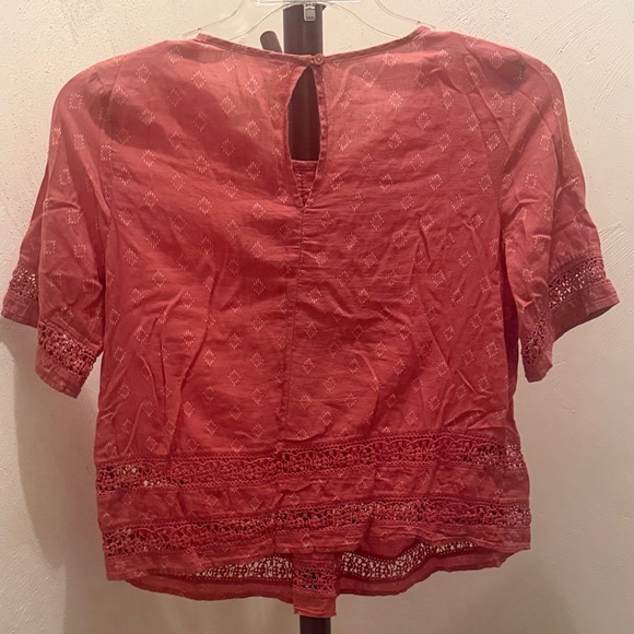 Old Navy Women's Top - Picture 3 of 3